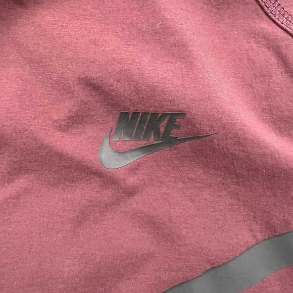 Nike Tech Woven Windbreaker Hooded Jacket Burgundy HM7151 Men's Small NWT $145 - Picture 3 of 6